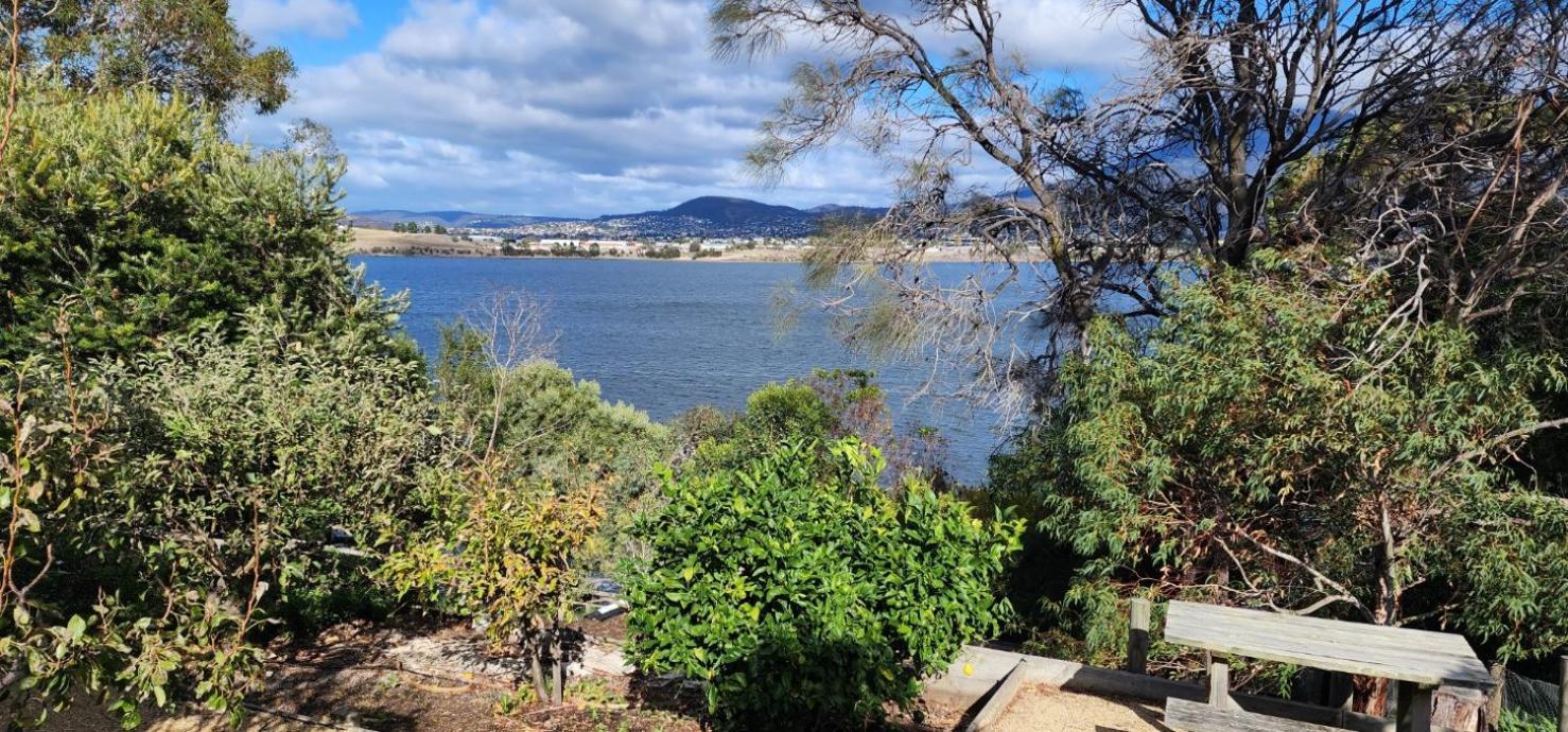 Waterfront Abode - 2 Bedrooms Hobart Exterior photo